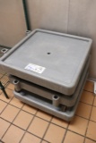 Times 4 - poly dish box carts