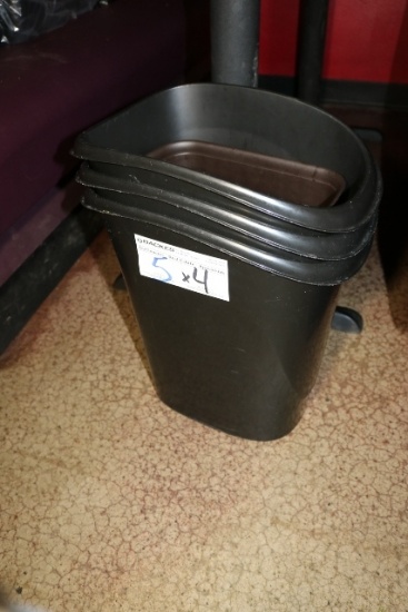 Times 4 - Black trash cans