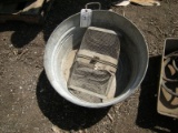 Round wash tub minnow trap