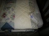 Queen Size Comforter/bedspread