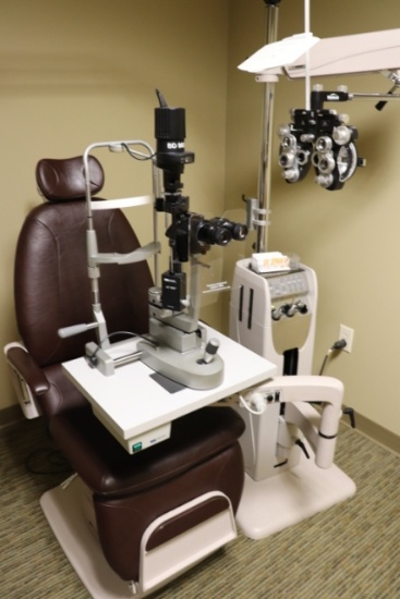 Mauer Eye Clinic Auction