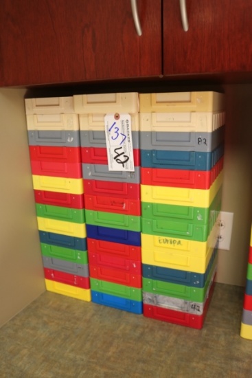 All to go - 42 plastic misc. colored repair trays
