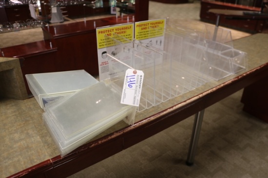 All to go - Acrylic display stands