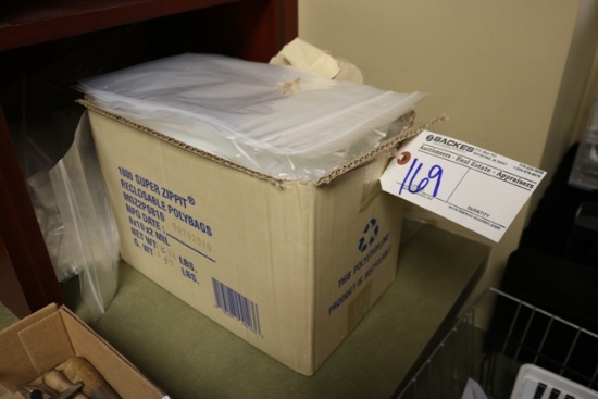 Case + 1000 Super Zippit reclosable 8" x 10" poly bags
