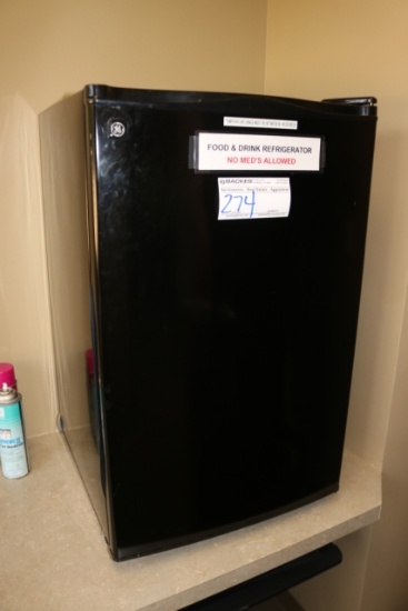 GE dorm refrigerator
