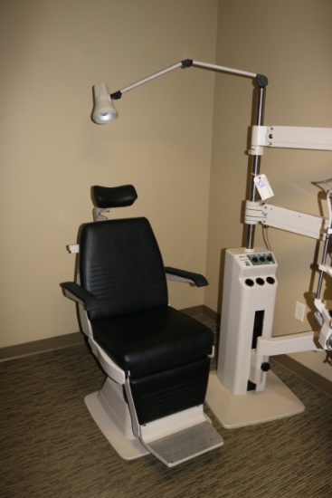 Marco 1280 Encore manual chair with Marco 1206 Deluxe 2 stand