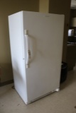 Frigidaire FF417M7HWD upright freezer