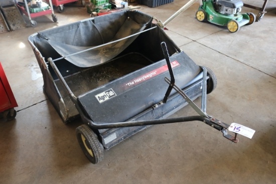 Agrifab 45-02601 pull behind 42" lawn sweeper