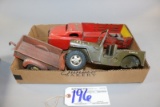 All to go - Plastic jeep & Metal stake bed truck - missing wheels - Truck b
