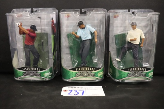All to go - 3) Upper Deck Pro Shots - Tiger Woods I - II - III