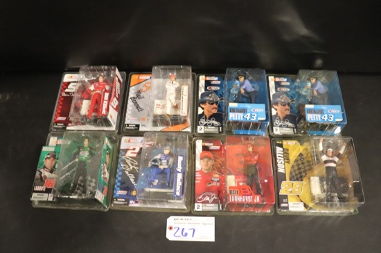 All to go - 8 McFarlane Nascar Action Figures - Elliot - Bonnett - 2 Petty