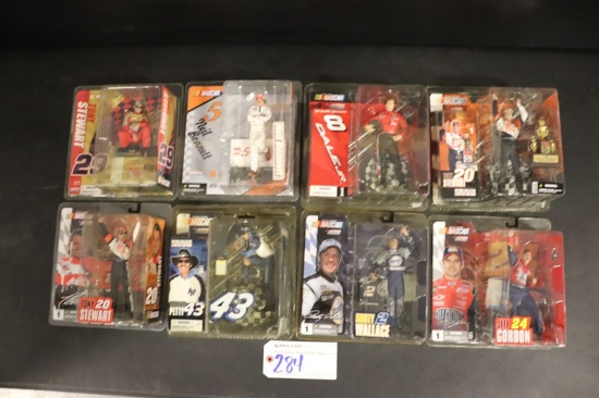 All to go - 8 McFarlane Nascar action figures - Wallace - 2 Stewart - Petty