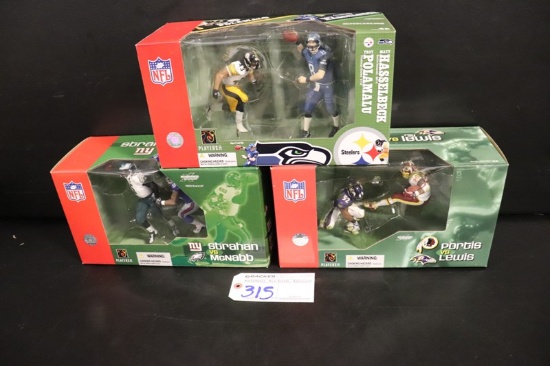All to go - 3 McFarlane NFL Action figures - Series 13 Polamalu/Hasselbeck