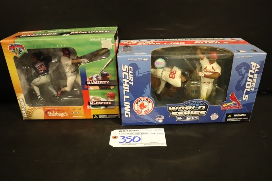 Pair to go - McFarlane MLB - 1) World Series 04 - Series 11 - Schilling/Puj