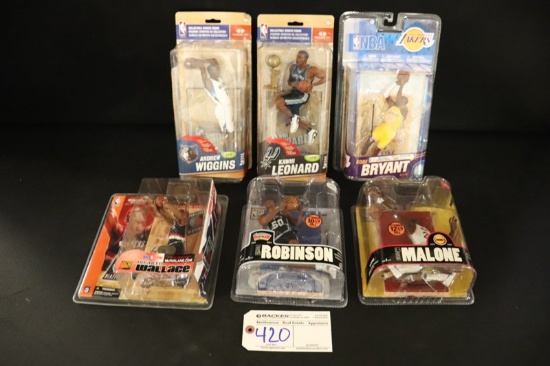 All to go - 6 McFarlane NBA action figures - Robinson/Malone/Wallace/Bryant