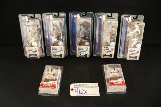 All to go - 7 McFarlane MLB action figures - box to go