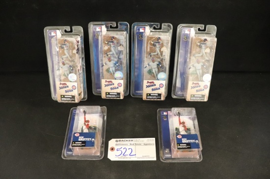 All to go - box to go - 7 McFarlane MLB action figures