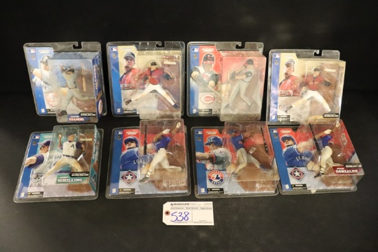 All to go - 8 McFarlane MLB Series 3 - Gonzalez/Schilling/Oswalt/Giambi/Dun