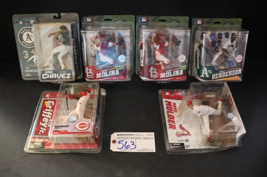 All to go - 6 McFarlane MLB mixed series - 2 Molina/Henderson/Chauvez/Griff