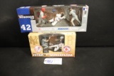 Pair to go - McFarlane MLB - 1) Jackie Robinson Day - 1) Series 9 Jeter/Gar