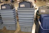All to go - 8 totes with lids
