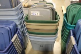 All to go - 7 totes with lids
