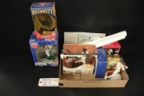 Box flat to go - Baseball cards, action figures and related