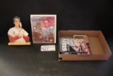 Box flat to go - Related baseball items