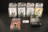 All to go - 6 McFarlane NFL mixed series - 2 Favre/Ware/Peterson/Hester/Owe