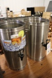 Pair to go - Bunn satellite tea dispensers - no lids