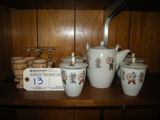 All to go  DarChung Saki Tea Set