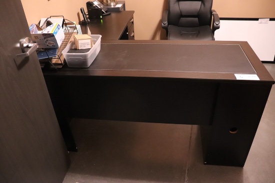 60" x 60" "L" shaped office desk with leathery style inlay