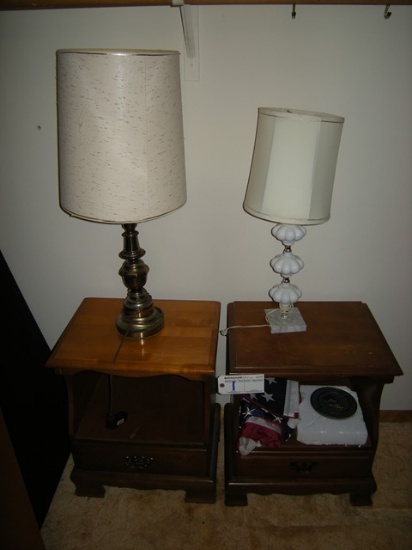 Pair of End tables and lamps