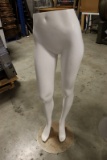 Lower ladies body mannequin