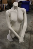 Upper ladies body mannequin