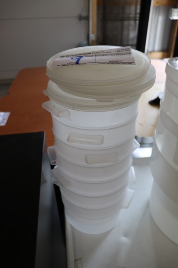 Times 7 - 2 qt. food storage containers w/ lids