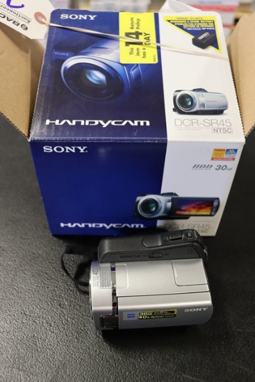 Sony DCR-SR45 camera in box - used