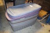 All to go - 5 Rubbermaide 50 gallon totes with lids