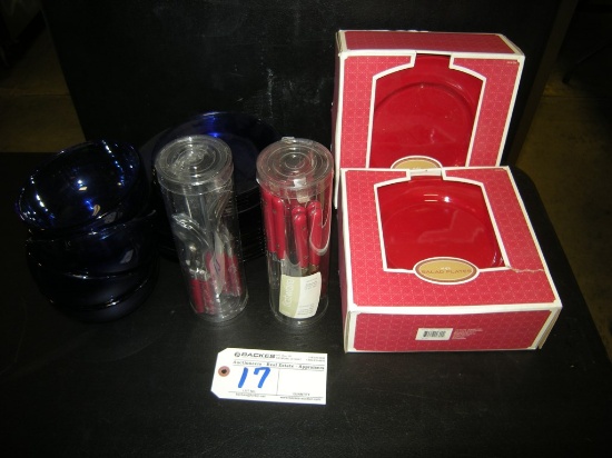 All to go - Blue and Red Glass Dinnerware and Flatware