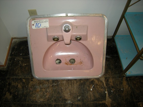 Vintage Pink Bathroom Sink