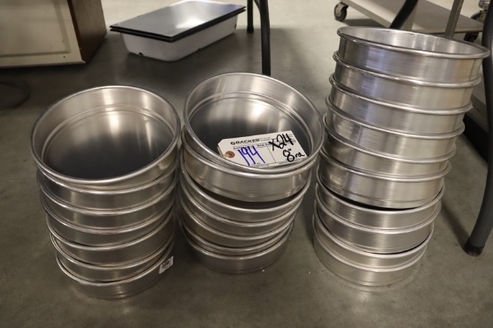 Times 24 - Like new 8" round stainless ddep dish pizza pans
