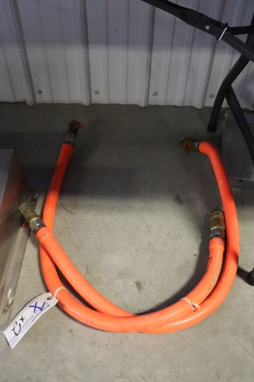 Times 2 - Orange gas hoses