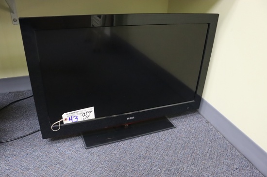RCA 32" TV with remote
