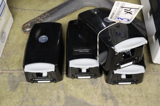 Times 4 - Hand pump soap dispensers