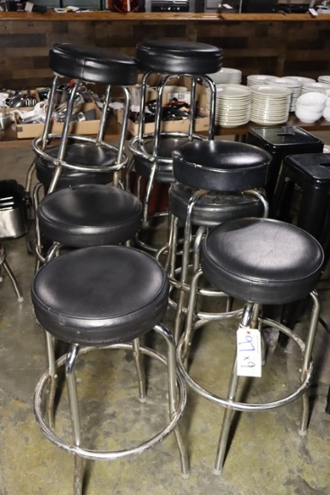 Times 9 - Chrome single rung black vinyl seat bar stools - very small Knick