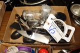 Box flat to go - Whips, knives, spatulas, & more