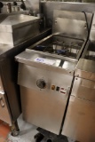 Frymaster MJ45EUMSC gas 40 lb. fryer - missing basket holder