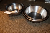 All to go - Stainless mixing bowls - rough condition