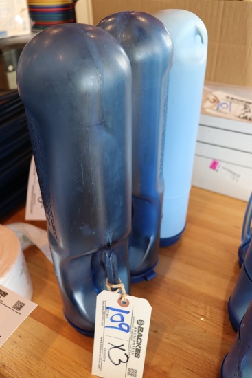 Times 3 - Vollrath Quik-Kool 2 liter soup chillers