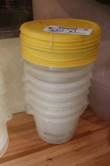Times 7 - 6 qt. round food storage containers with lids